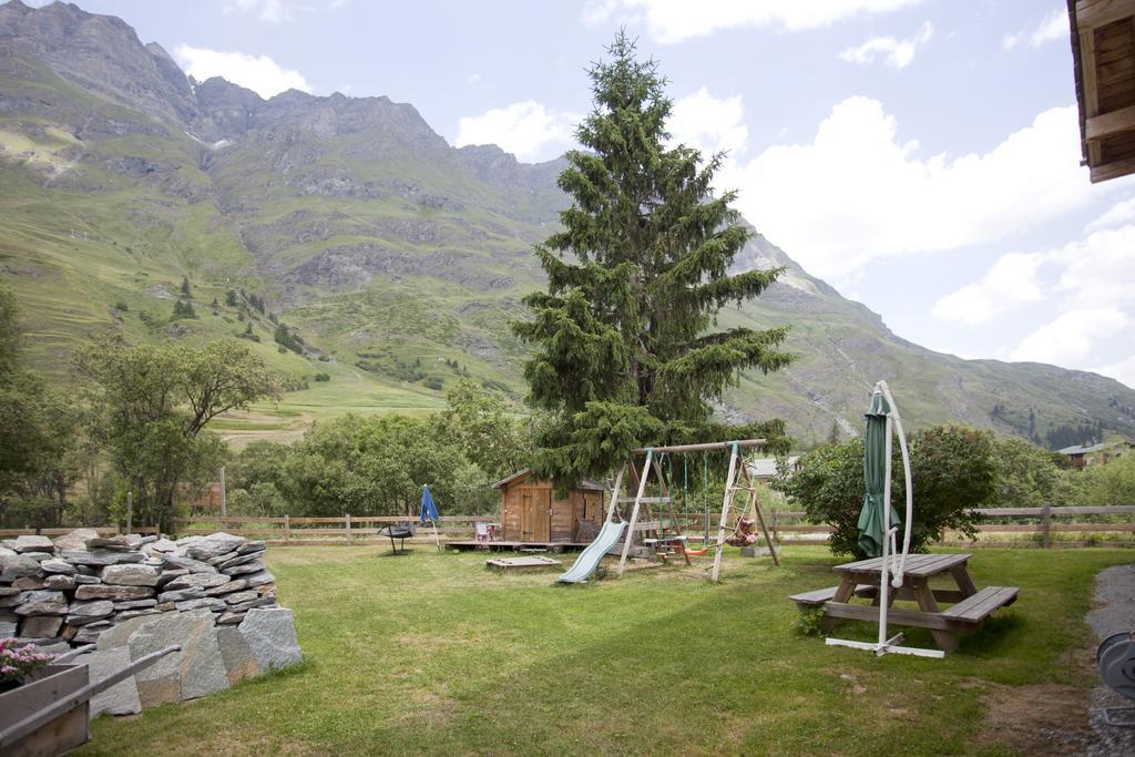 Chalet L'Aubepine Residence B&B Bessans Rum bild