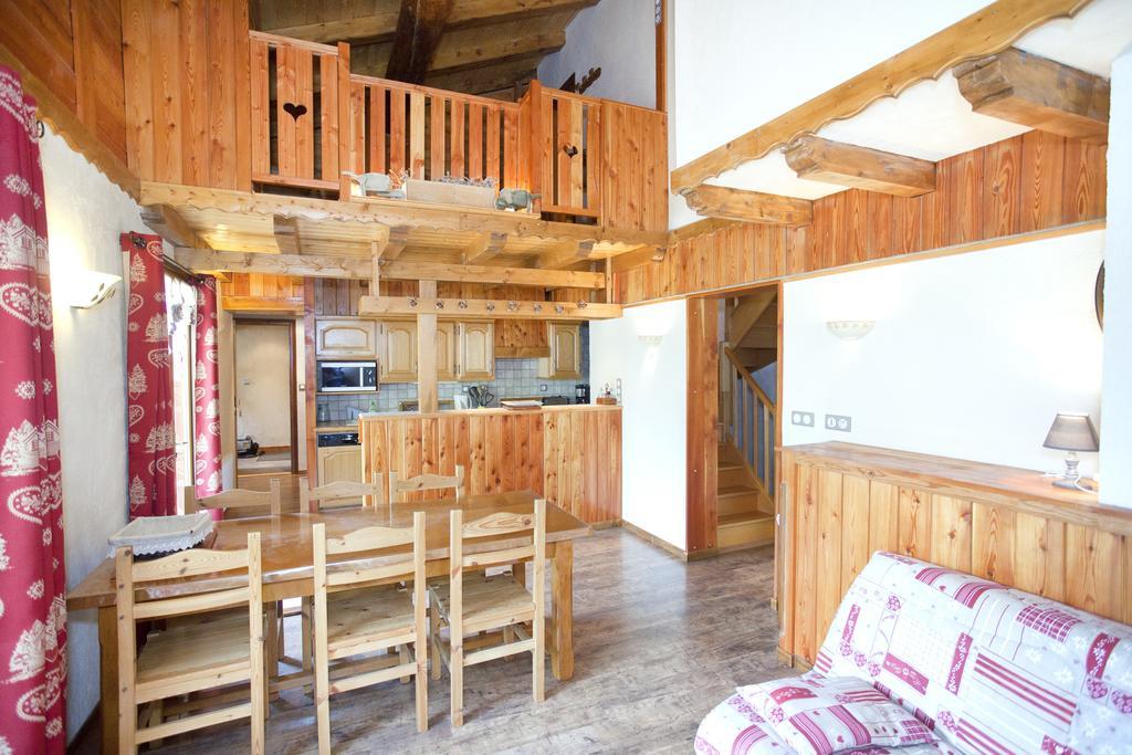 Chalet L'Aubepine Residence B&B Bessans Rum bild
