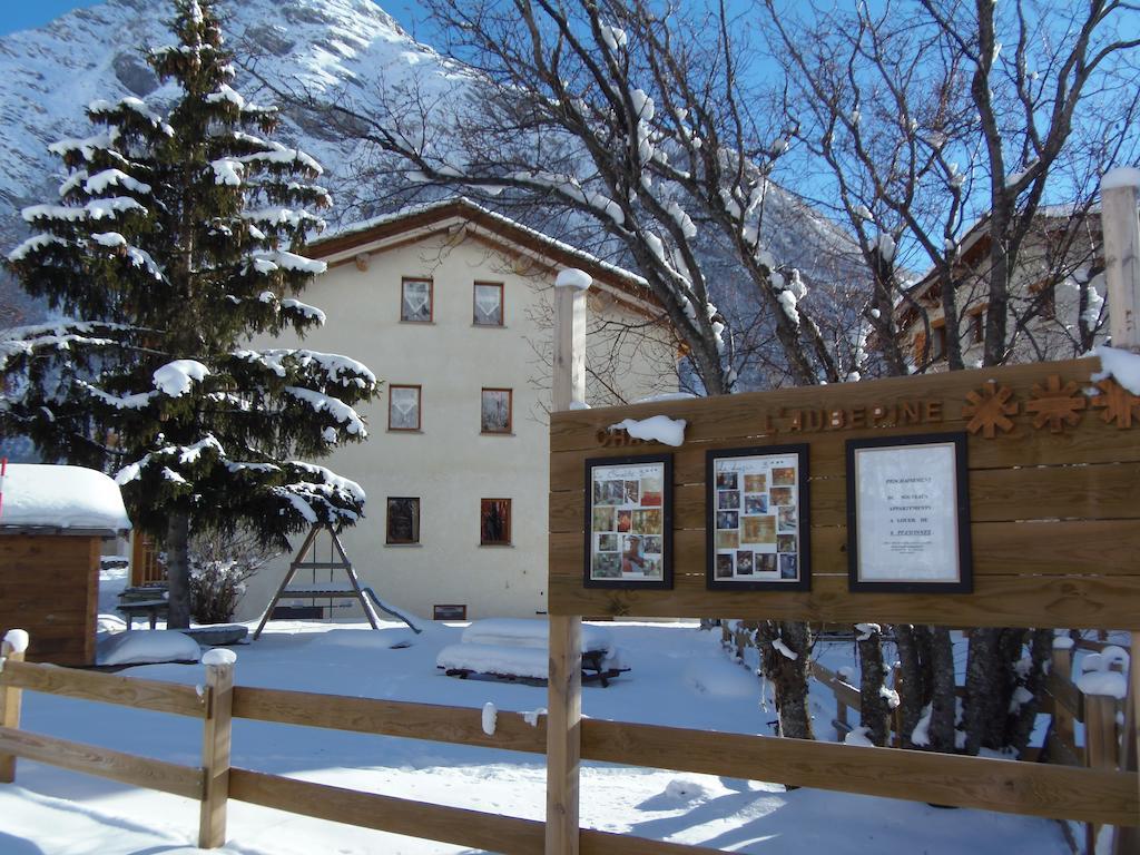 Chalet L'Aubepine Residence B&B Bessans Rum bild