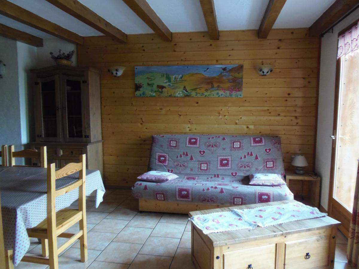 Chalet L'Aubepine Residence B&B Bessans Exteriör bild