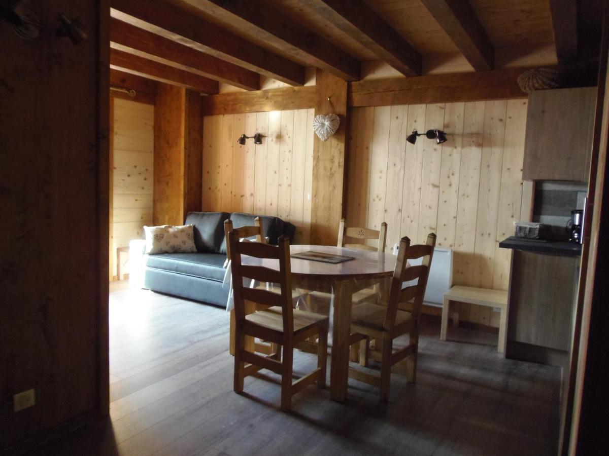 Chalet L'Aubepine Residence B&B Bessans Exteriör bild