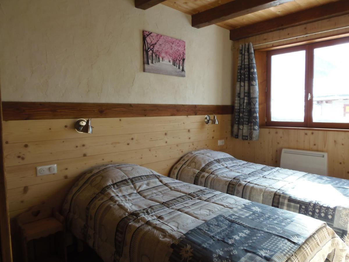 Chalet L'Aubepine Residence B&B Bessans Exteriör bild